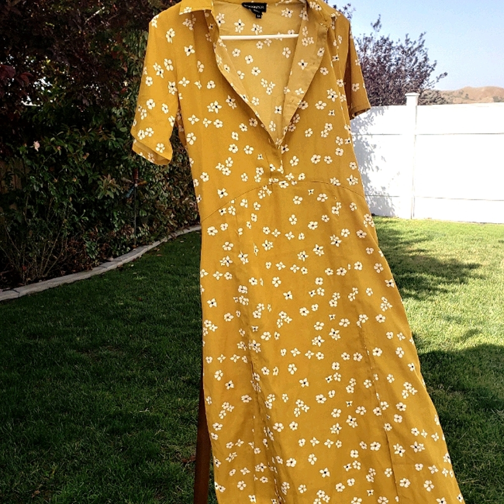 Long floral print dress with side slits